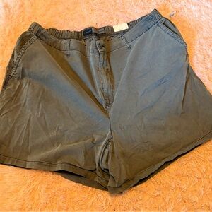 Old Navy Women's Tan Flat Front Shorts